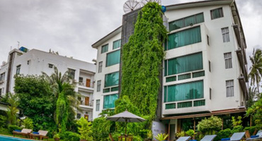Myanmar Hotel M